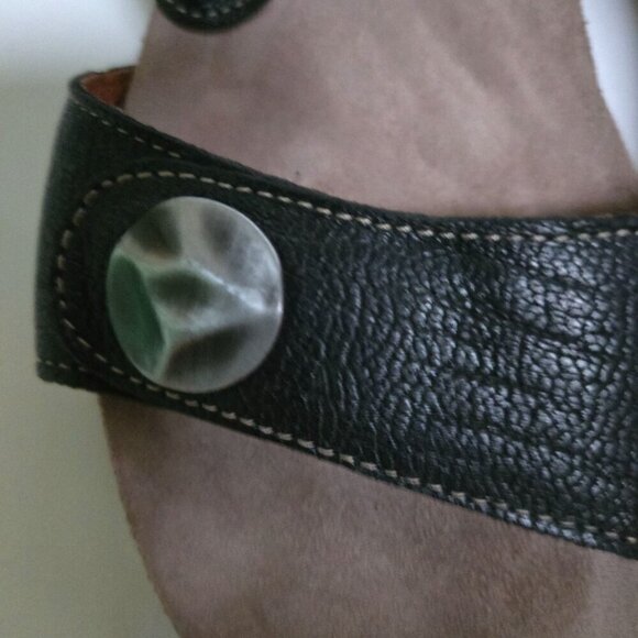 Taos Carousel Wedge Sandal Black Leather Hammered Silver Detail Size 41 - Picture 8 of 12